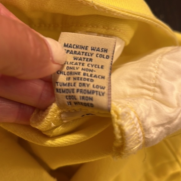 CAbi Limon Yellow Bree Skinny Crop Jeans Sz 4 NWOT - Picture 6 of 6